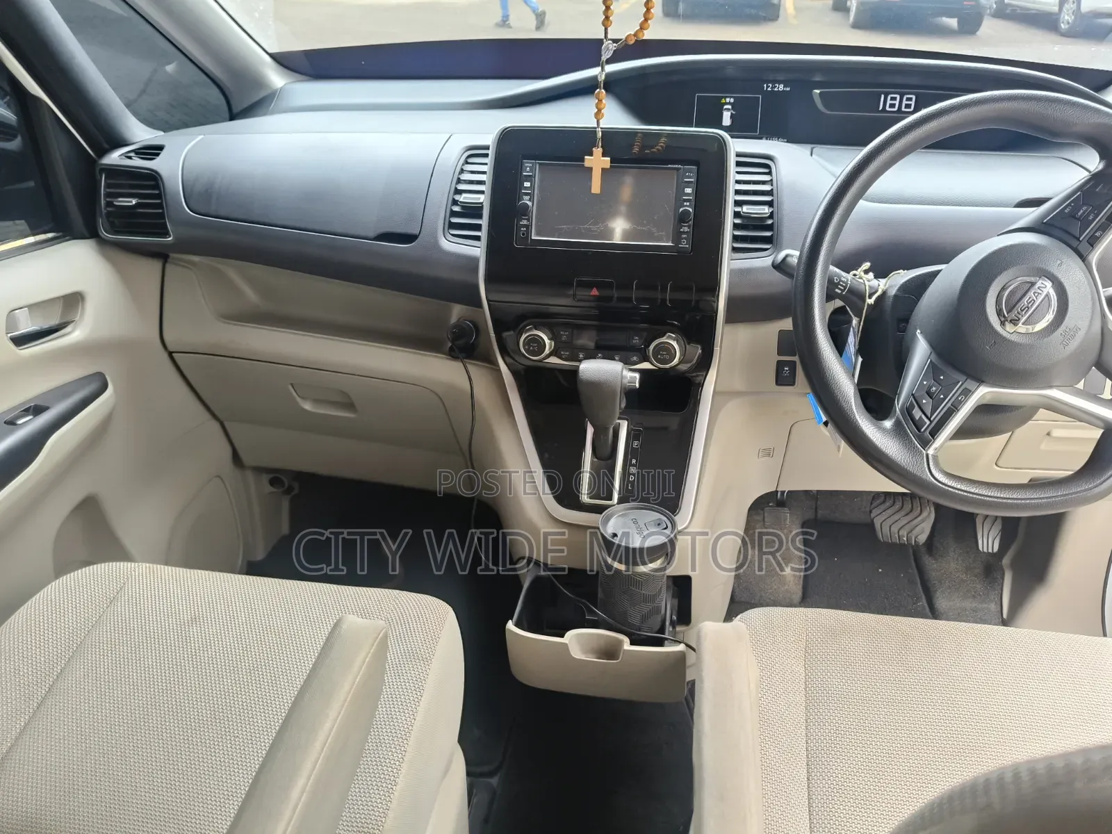 Nissan Serena 2019 White