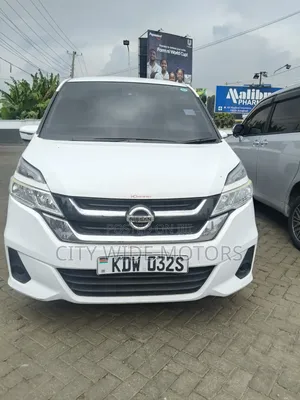 Nissan Serena 2019 White