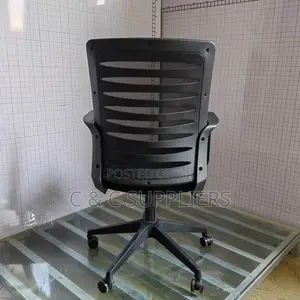 Swivel Strong Mesh Computer Chair.
