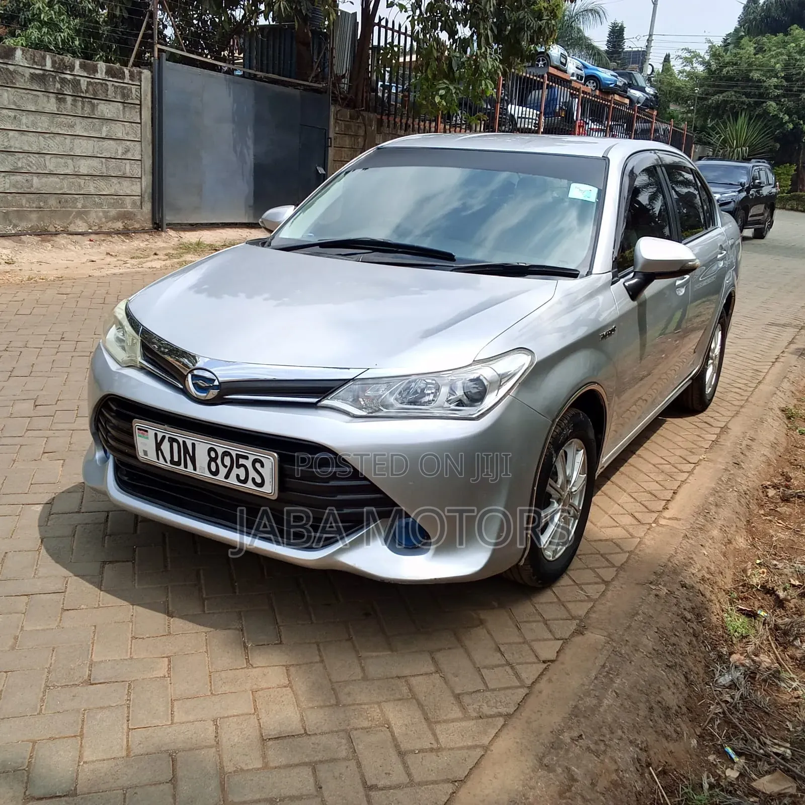 Toyota Axio 2016 Silver