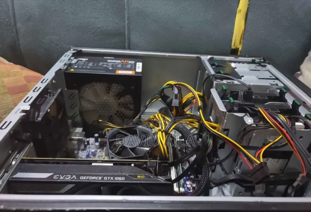 Desktop Computer HP Z240 16GB Intel Core i7 HDD 1T