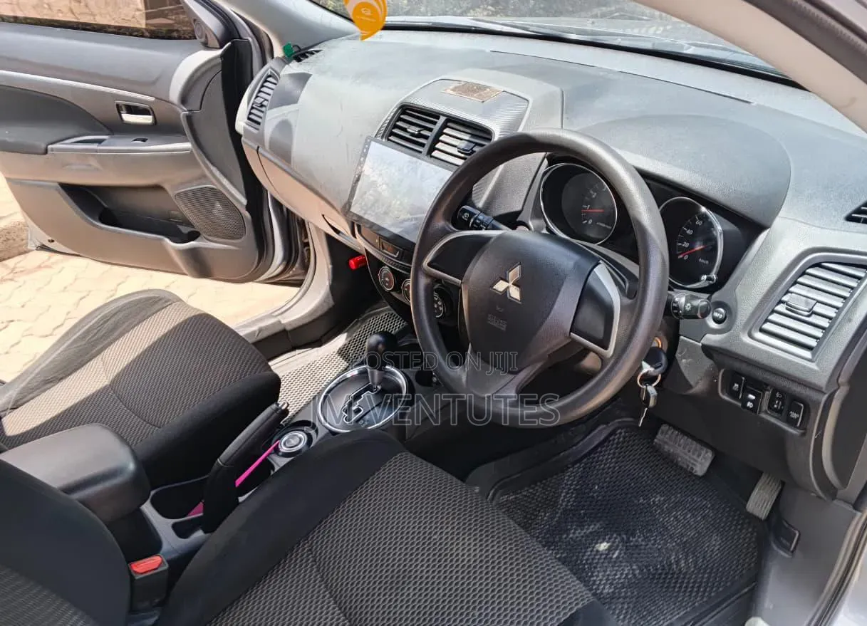 Mitsubishi RVR 2014 Silver
