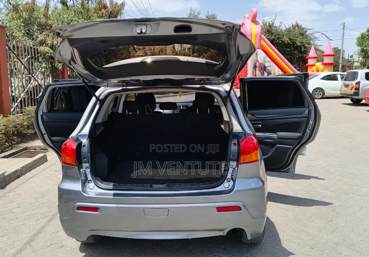 Mitsubishi RVR 2014 Silver