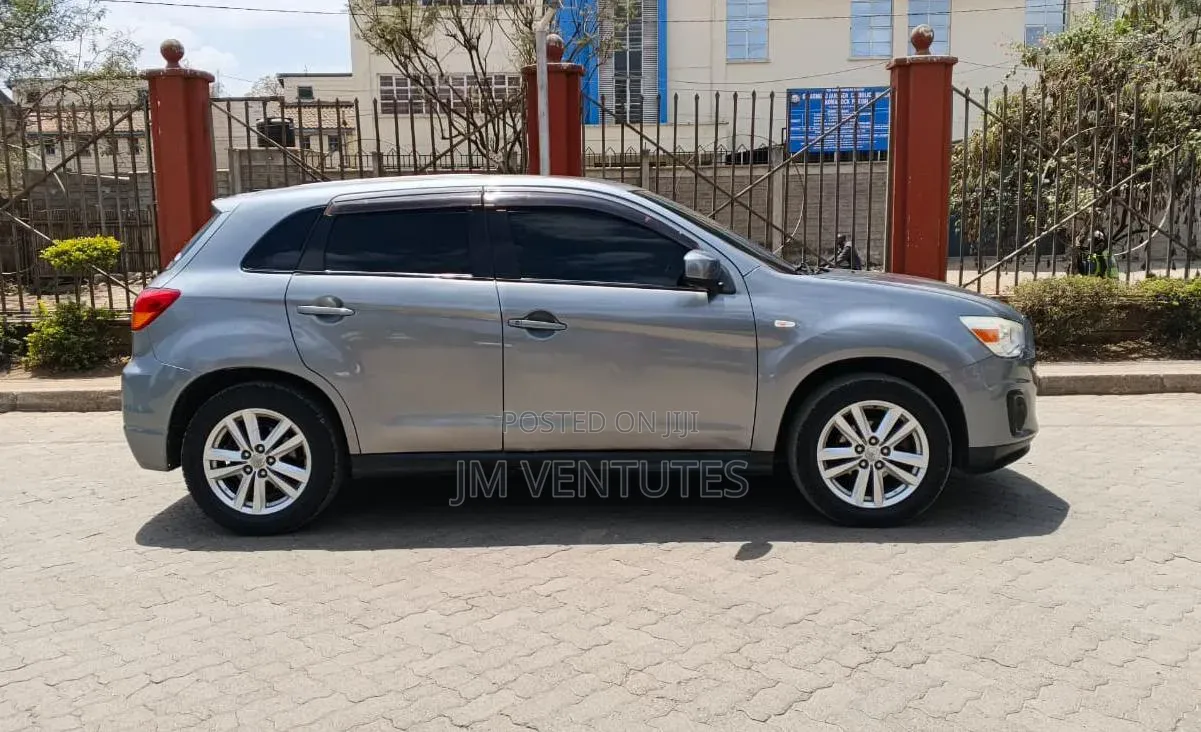Mitsubishi RVR 2014 Silver