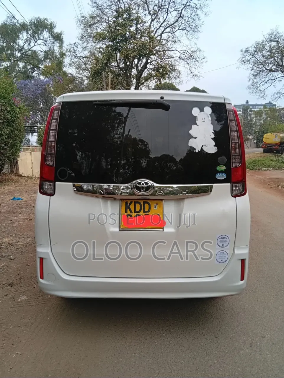 Toyota Noah 2015 White