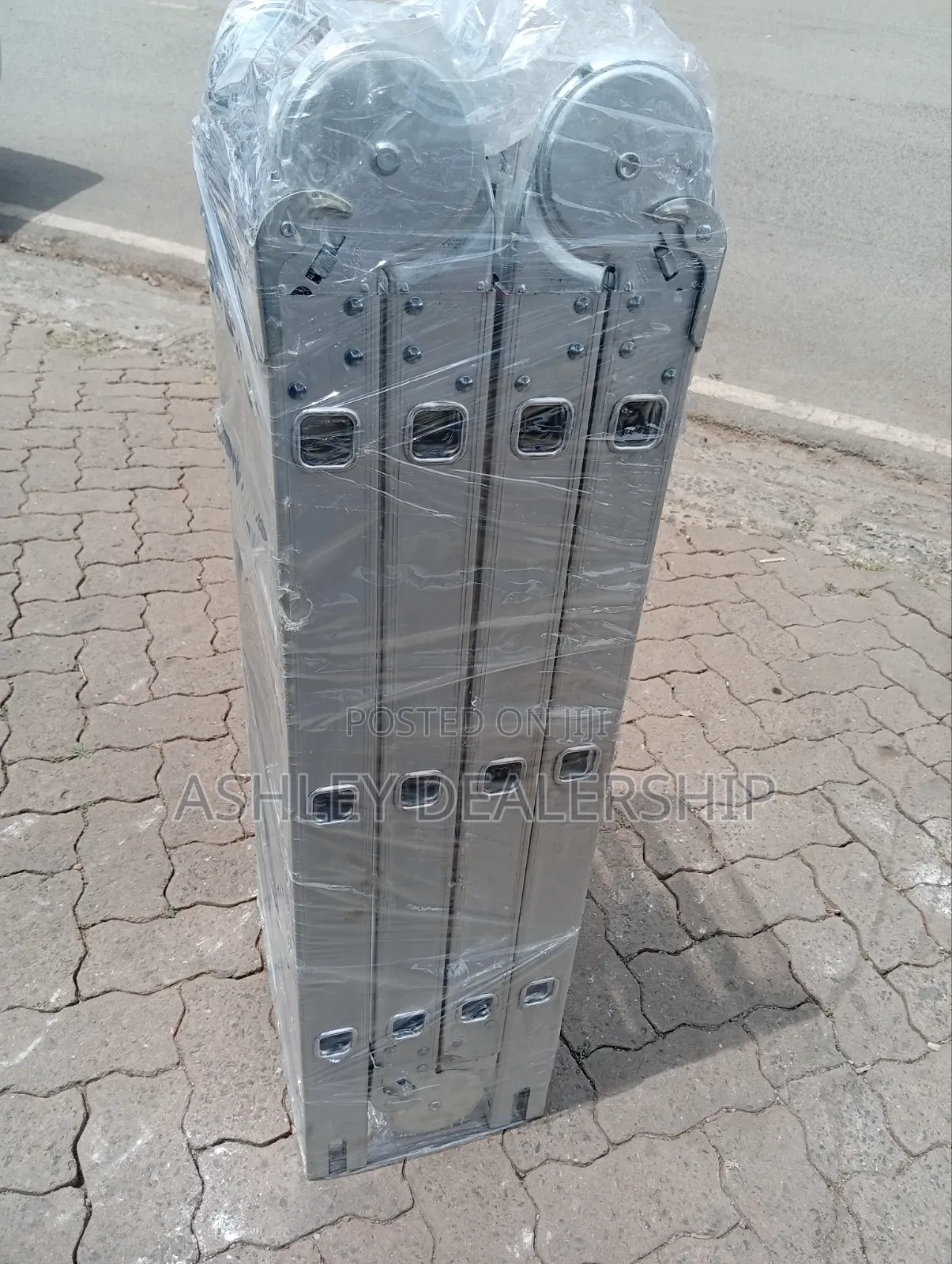 Strong Foldable Aluminium Ladder 4*3