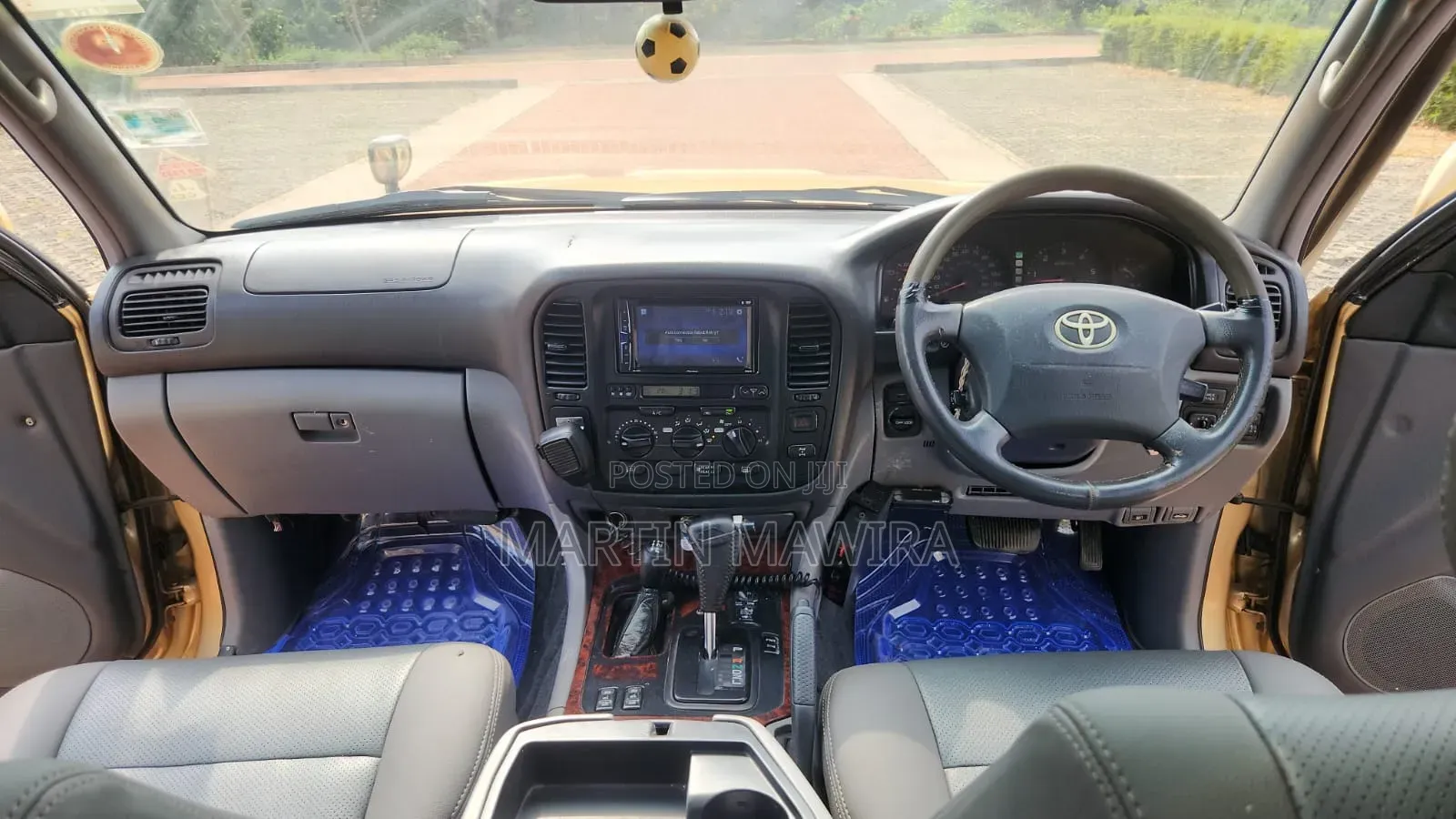 Toyota Land Cruiser Prado 2004 Yellow