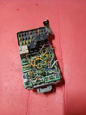 Fuse Box Honda CR-V 2004