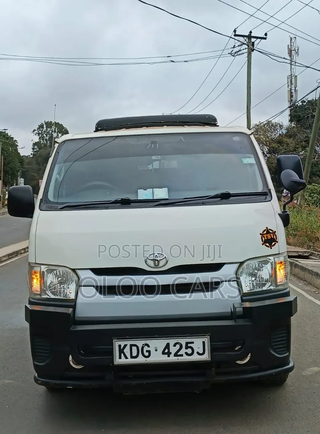 Toyota HiAce 2014 White