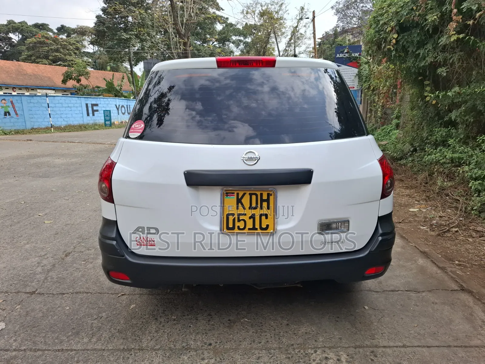 Nissan Advan 2014 White