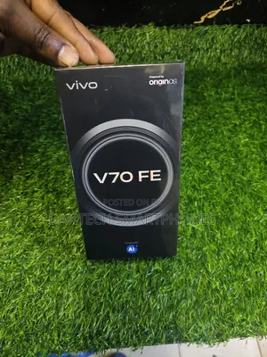 New Vivo V70 256 GB Blue