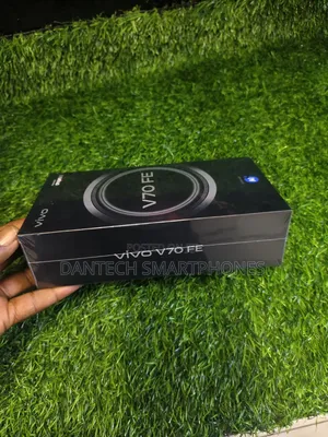New Vivo V70 256 GB Blue