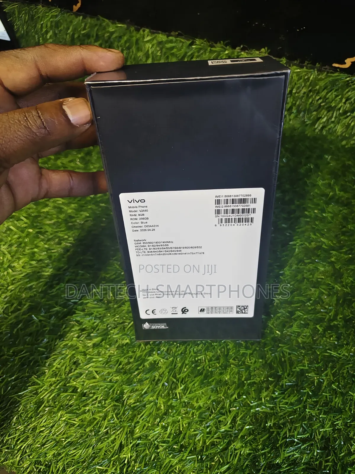 New Vivo V70 256 GB Blue