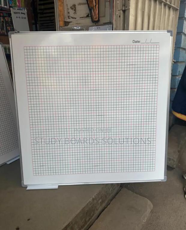 Grid/Graph Whiteboard 4ftx4ft - main view