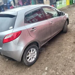 Mazda Demio 2012 Gray