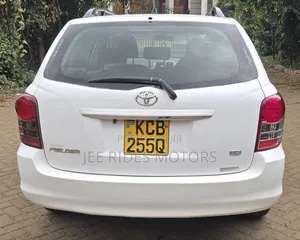 Toyota Corolla Fielder 2007 White