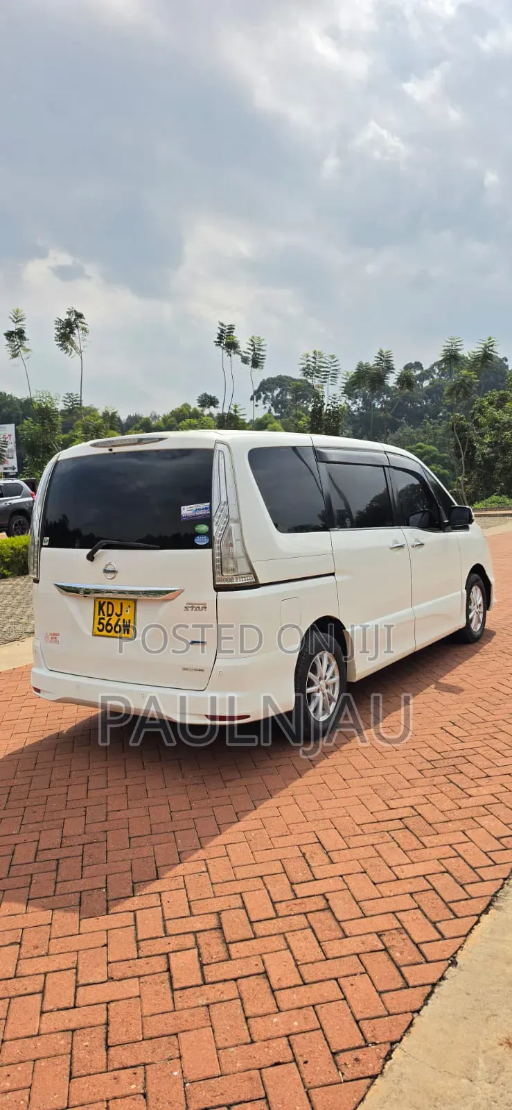 Nissan Serena 2016 White