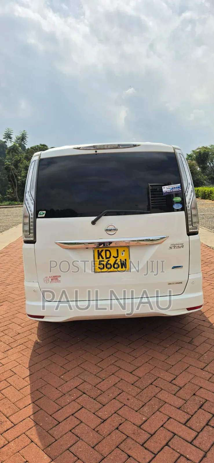 Nissan Serena 2016 White