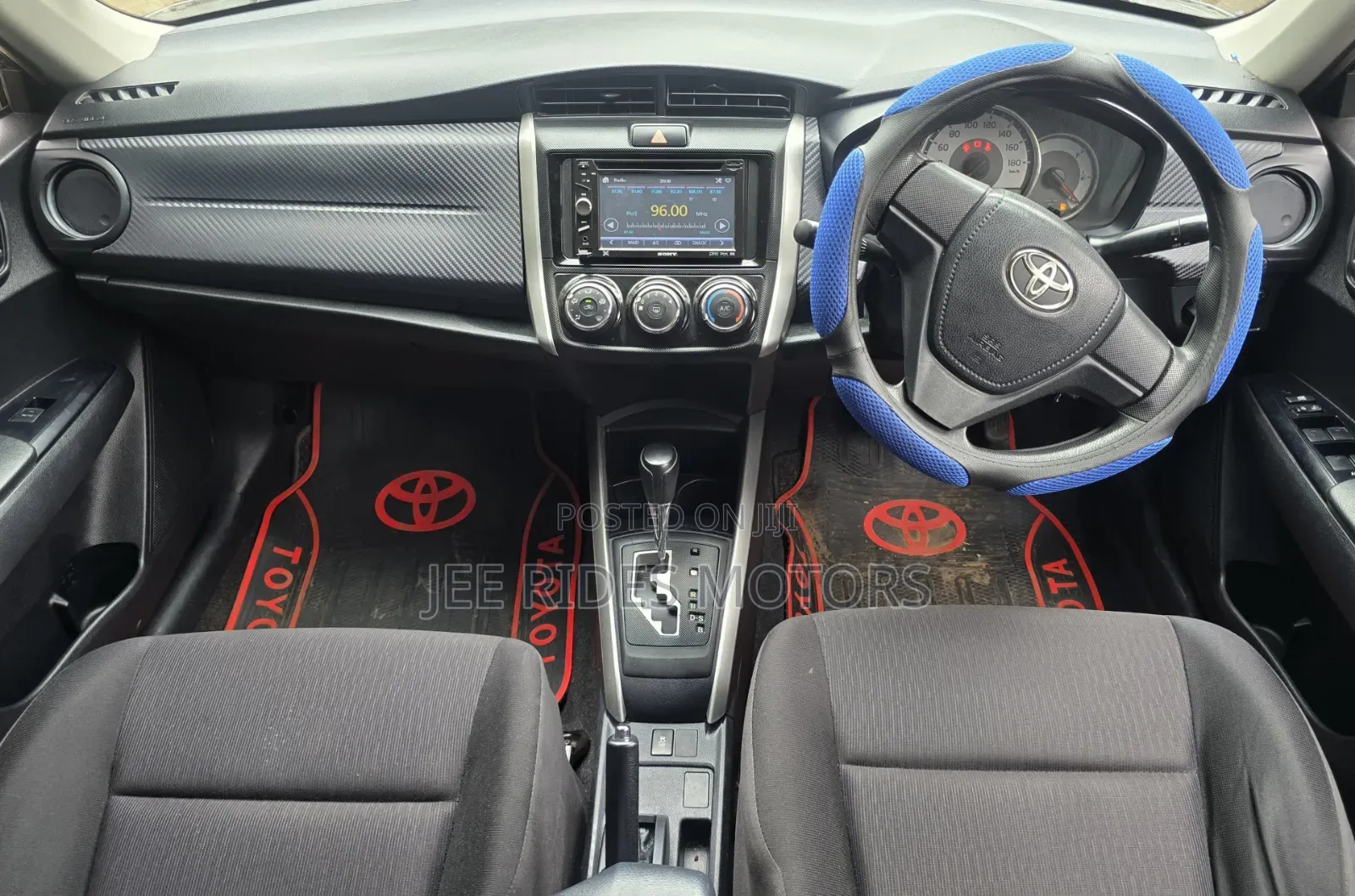 Toyota Corolla Fielder 2012 Gray