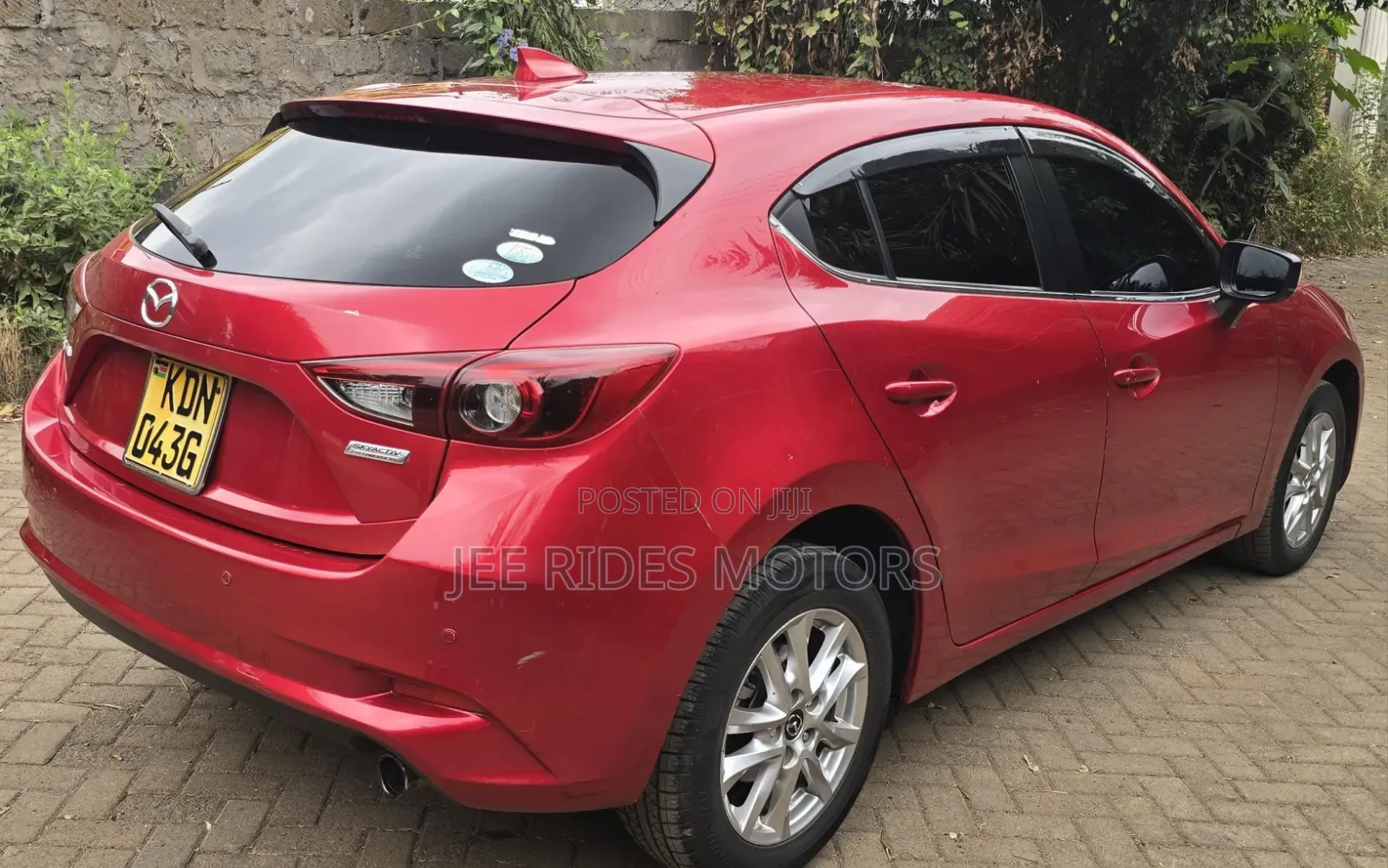 Mazda Axela 2017 Red