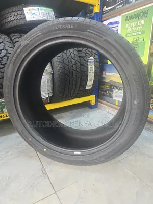285/40r22 Sailun Tire