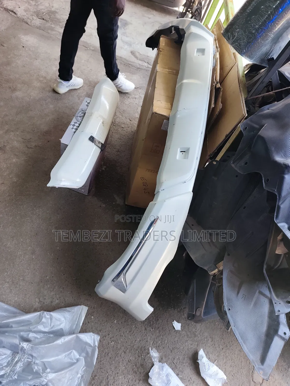 Front Body Kit Toyota Harrier 2014–2019 Model