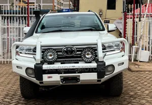 Toyota Land Cruiser 2019 Pearl