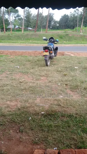 TVS HLX Plus ES 2018 Blue