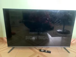 TV Skyworth 43