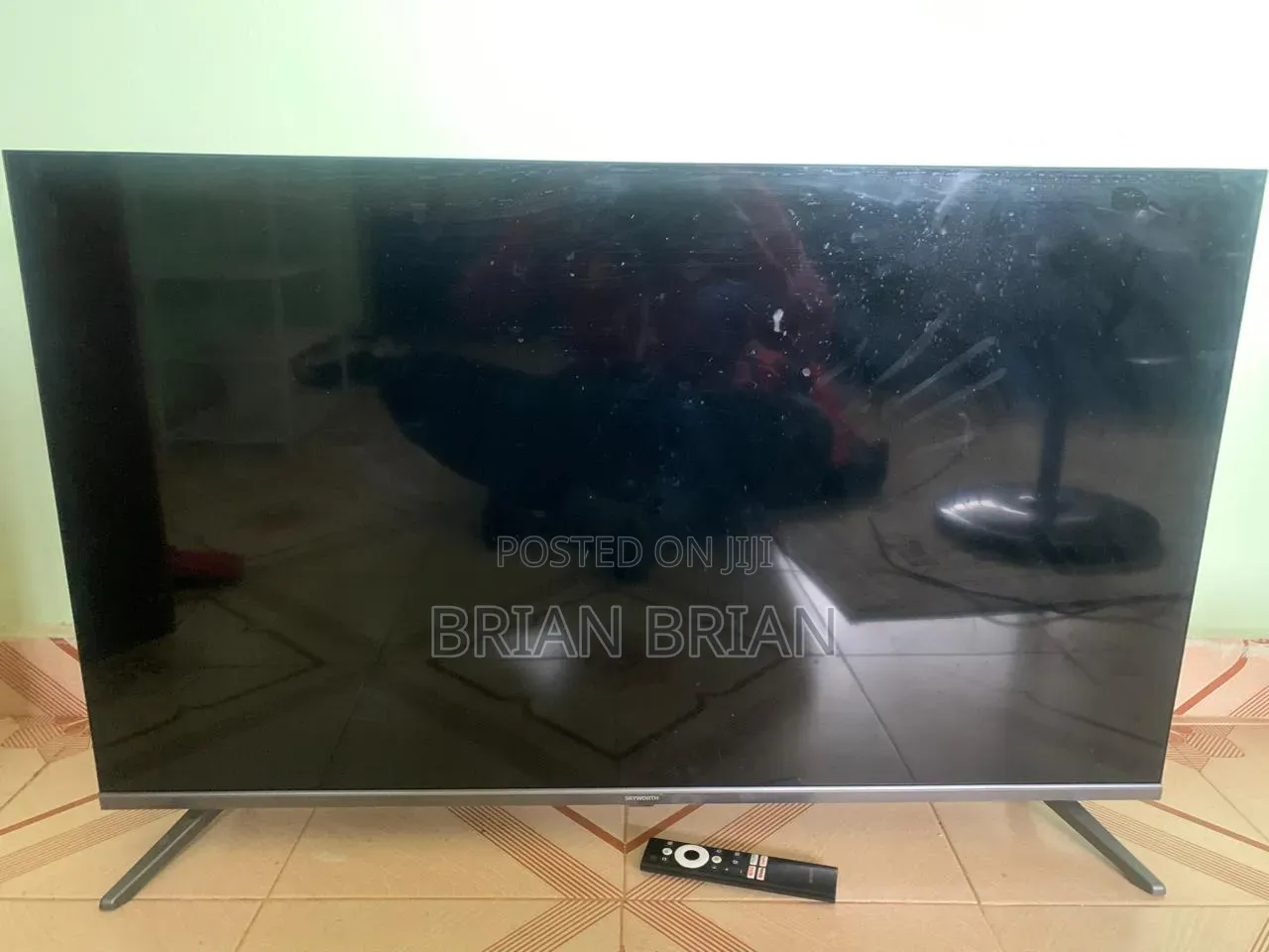 TV Skyworth 43