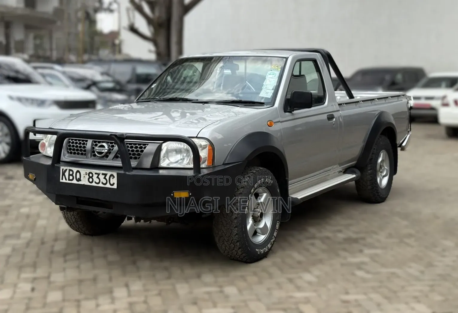 Nissan Hardbody 2010 Gray