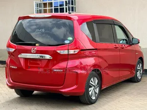 Honda Freed 2019 Red