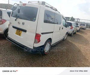 Nissan NP200 2014 White