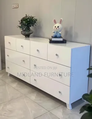 Dresser/Chest of Drawers for Clothes Pay on Delivery 