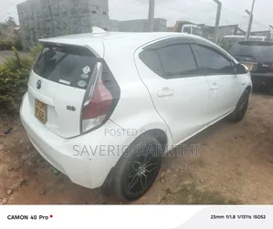 Toyota Aqua 2016 White