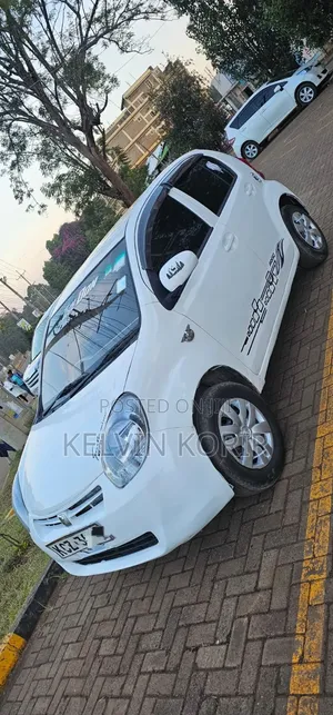 Toyota Passo 1.0 AWD 2013 White