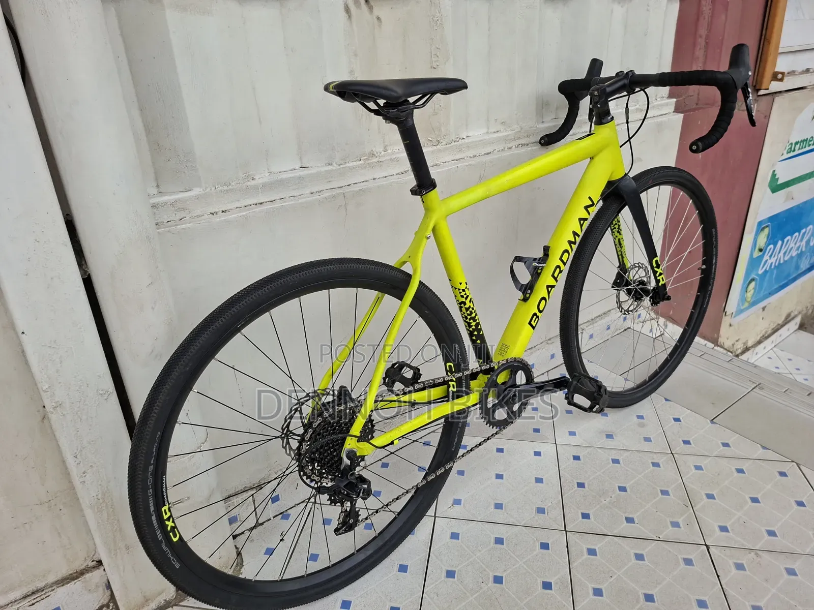 Boardman CXR 8.9 Gravel Bike