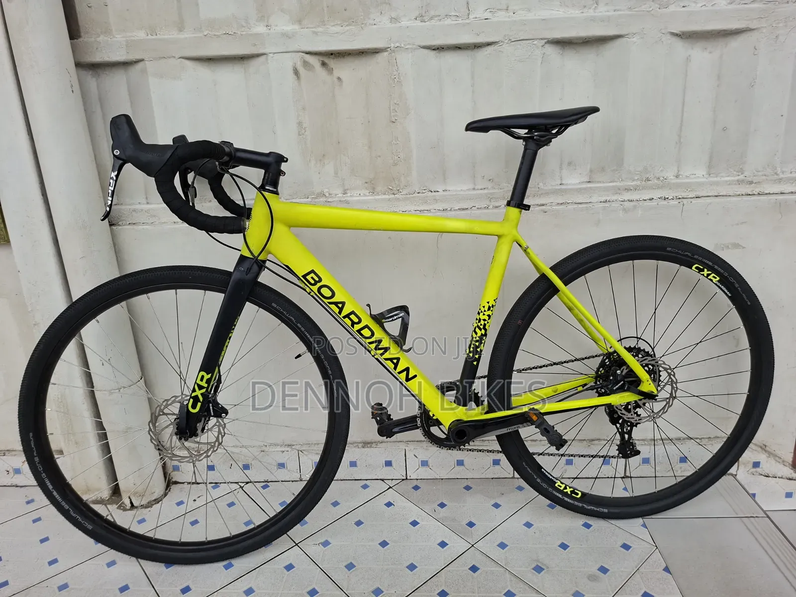 Boardman CXR 8.9 Gravel Bike