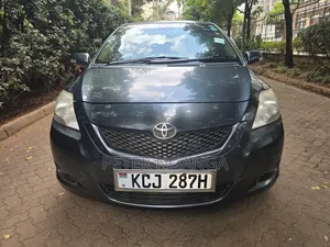 Toyota Belta 2009 Gray