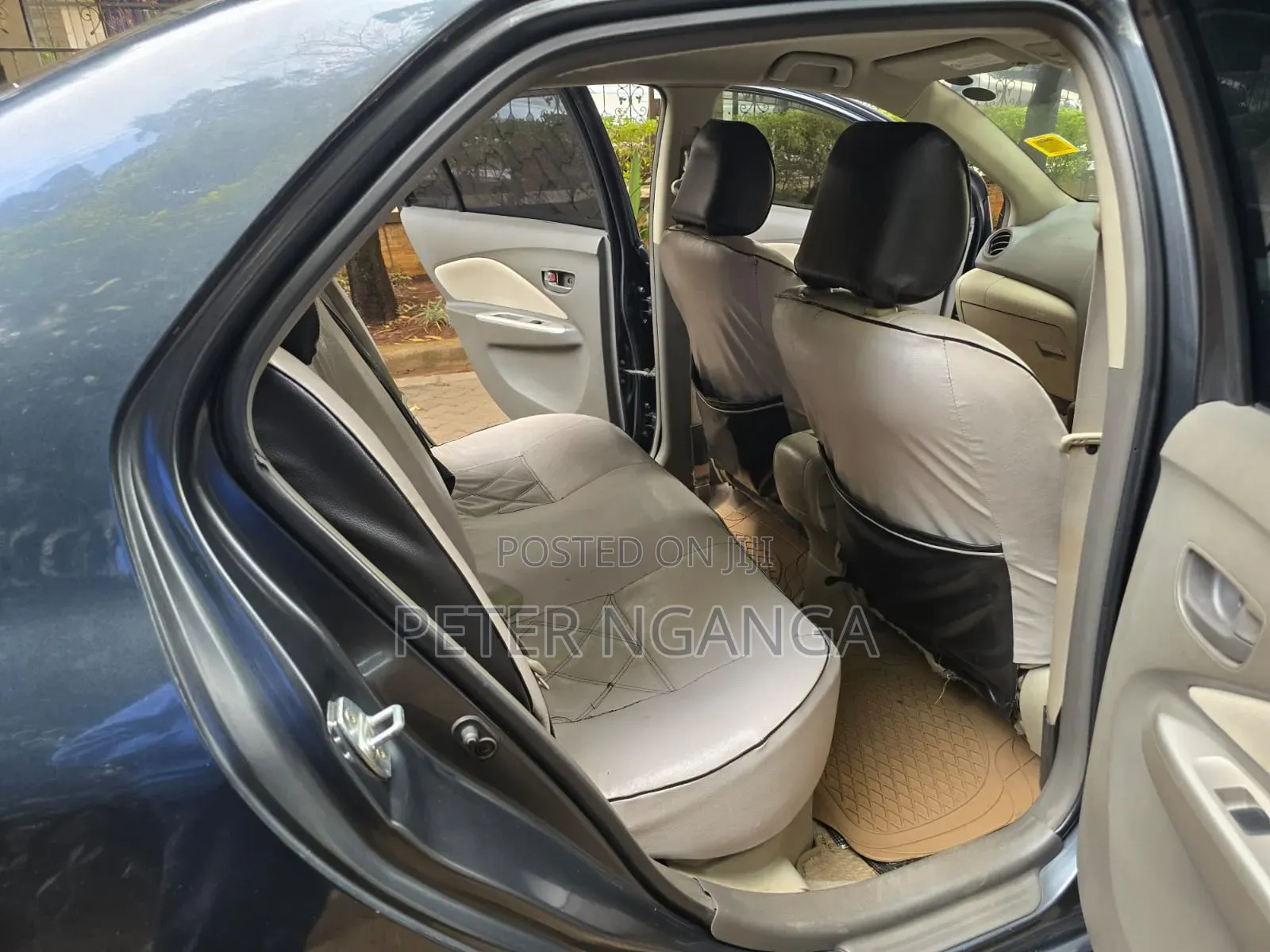 Toyota Belta 2009 Gray