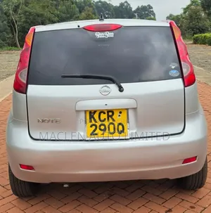 Nissan Note 2011 Silver