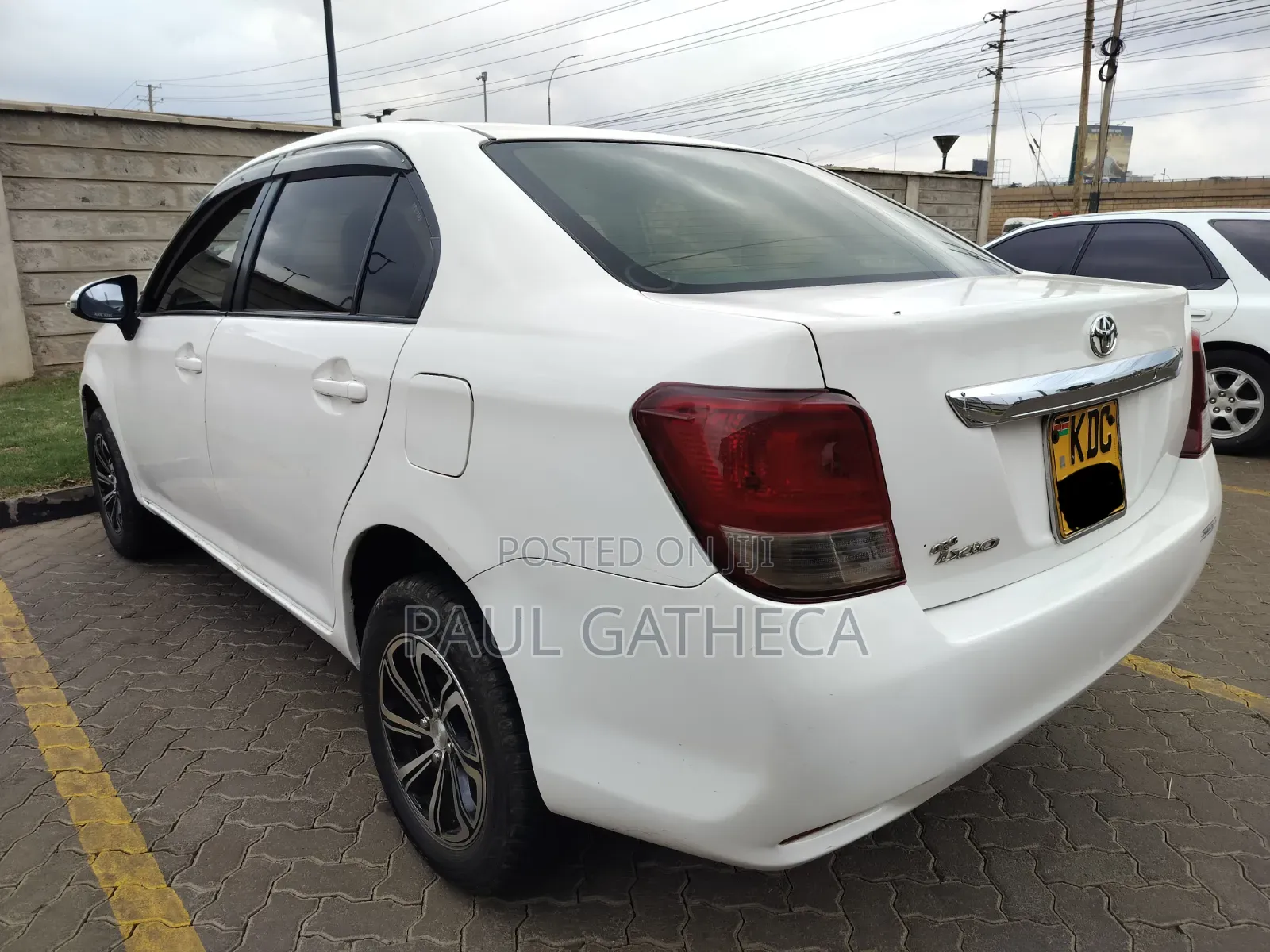 Toyota Axio 2014 Off white