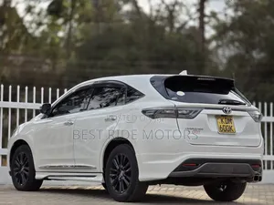 Toyota Harrier 2.0 2016 Off white