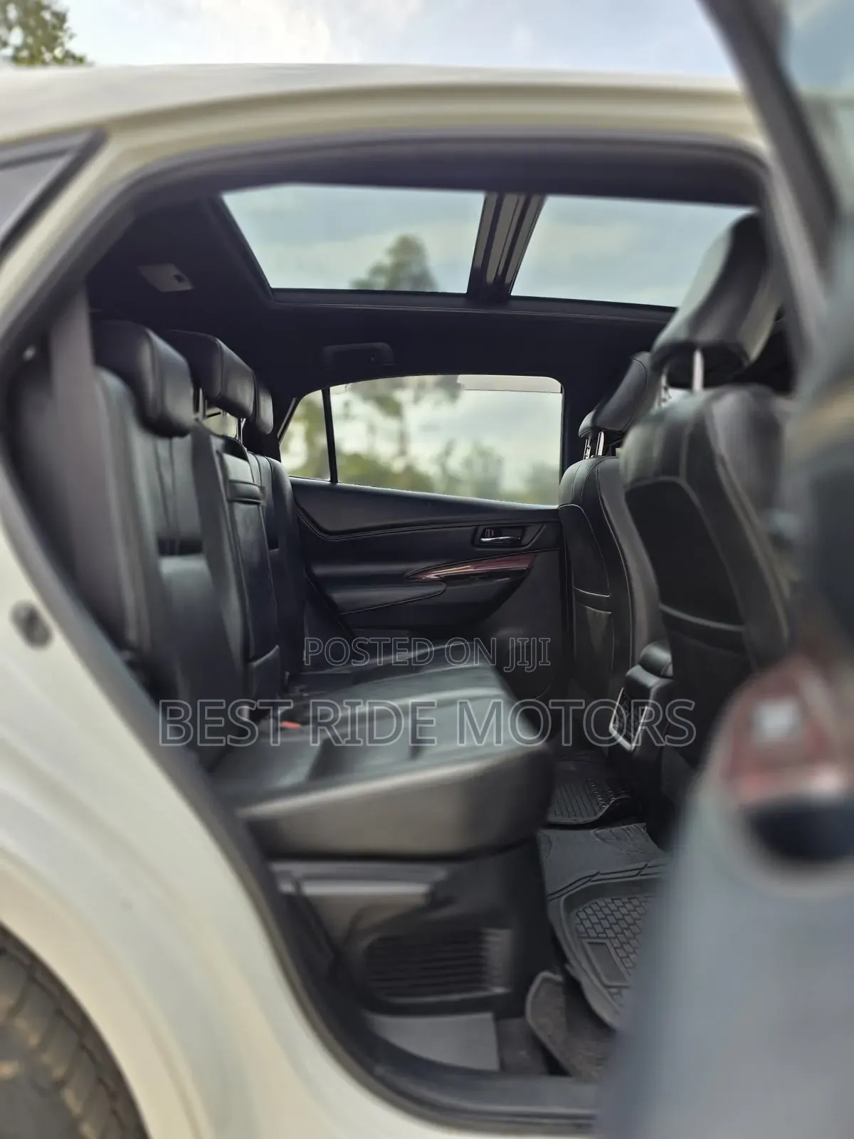 Toyota Harrier 2.0 2016 Off white