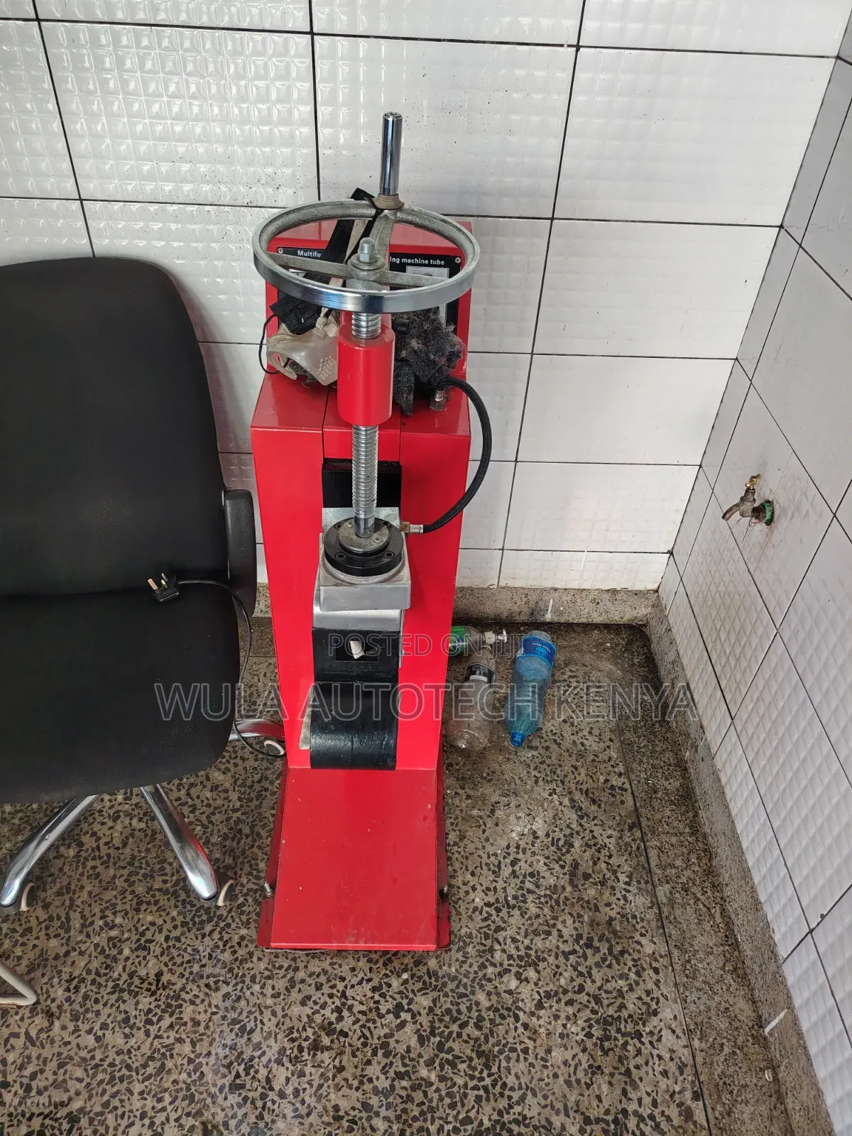 Strong Hydraulic System Sunshine Italy Tyre Vulcanizer Machine