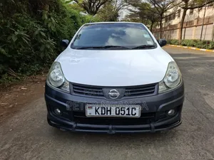 Nissan Advan 2014 White