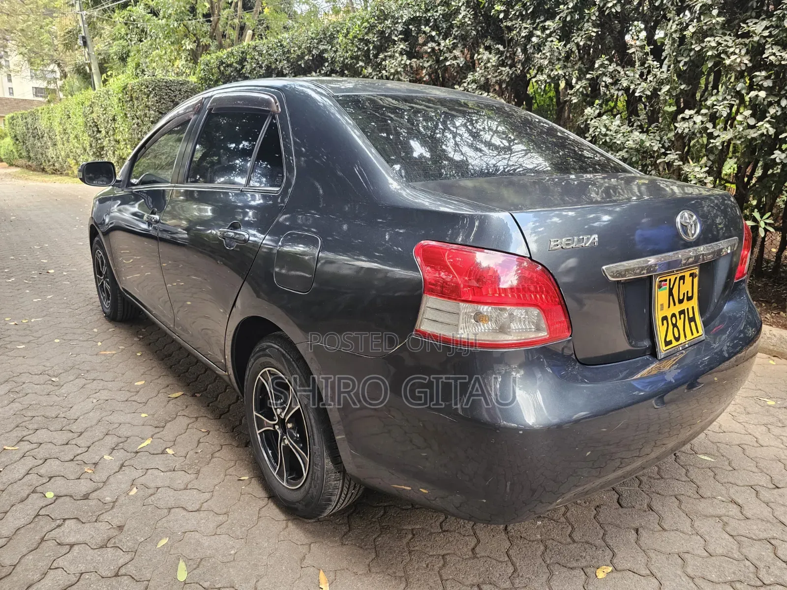 Toyota Belta 2009 Gray