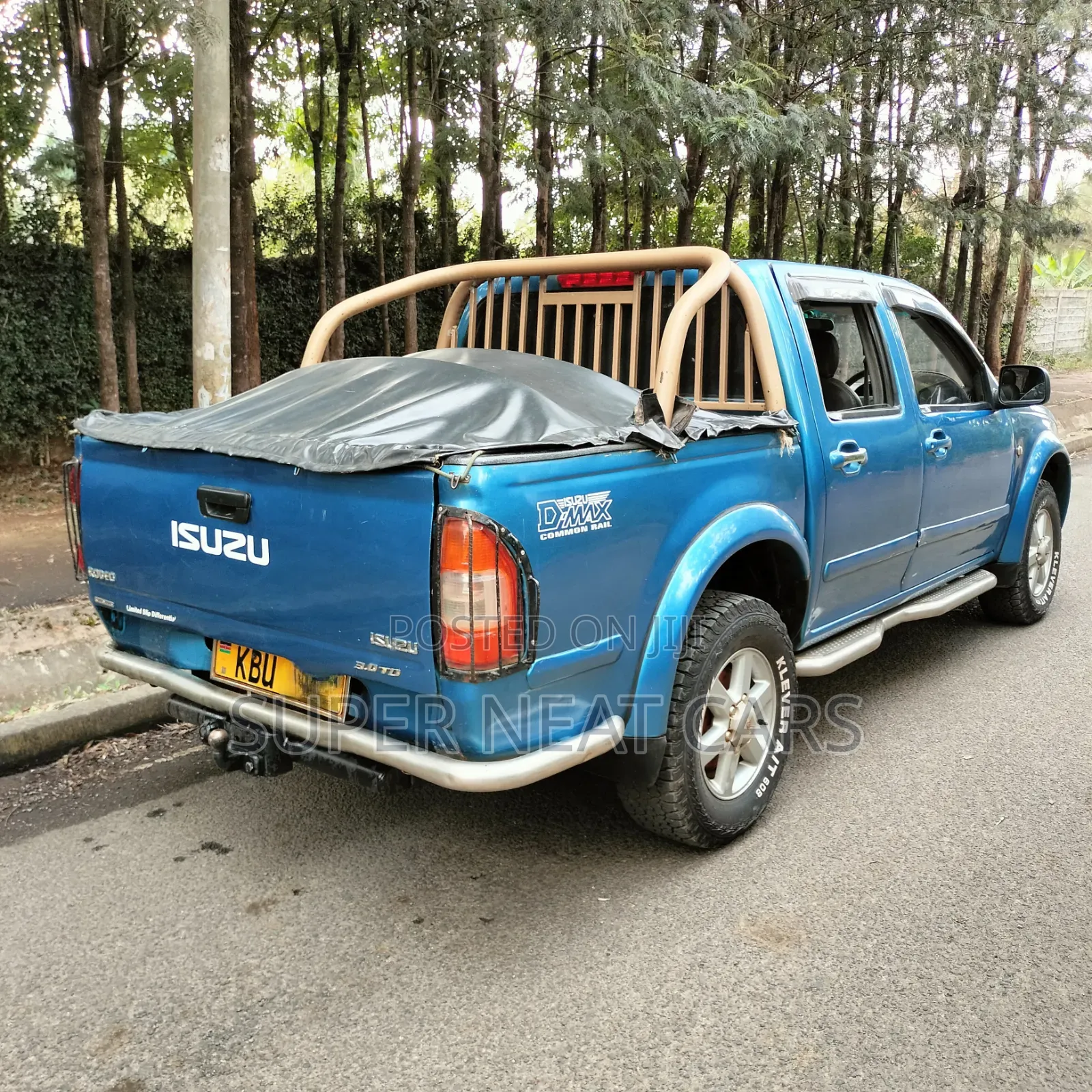 Isuzu D-MAX 2006 Blue