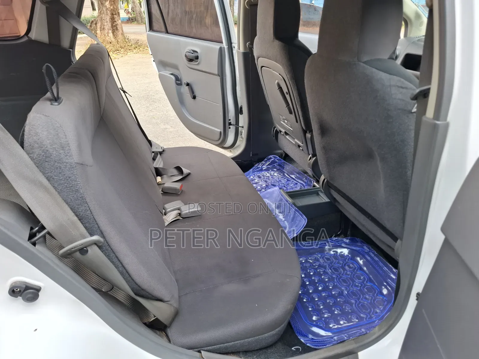 Nissan Advan 2014 White