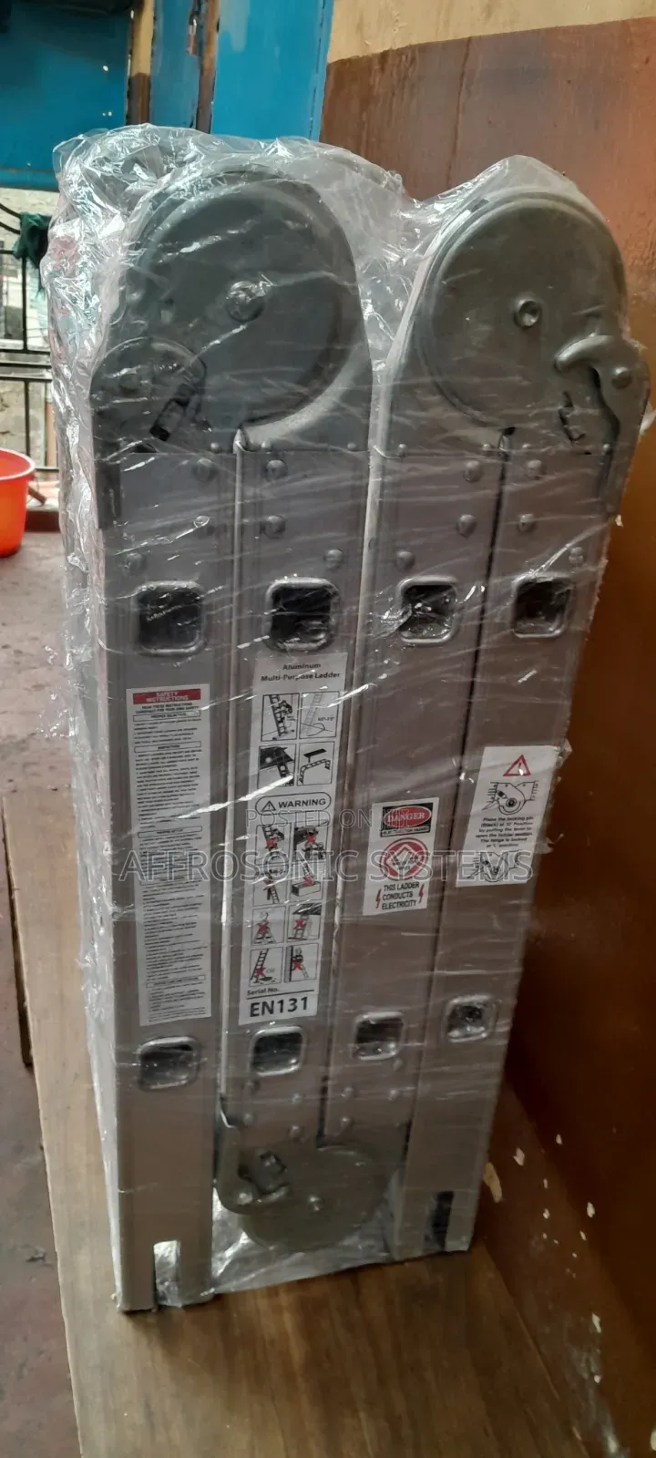 The Ultimate 8ft / 2.4M Multi-Utility Aluminum Folding Ladder